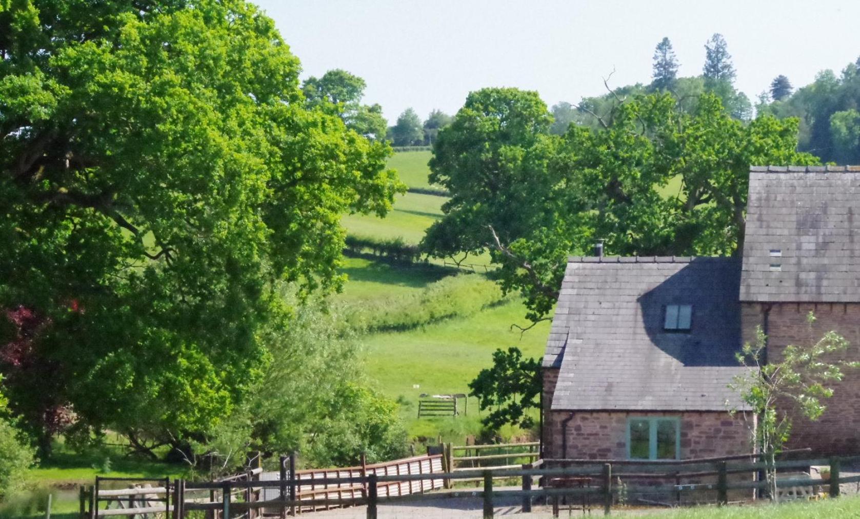 Dingestow Oaklands Cottage On A Rural Farm מראה חיצוני תמונה